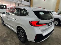 بي ام دبليو iX1